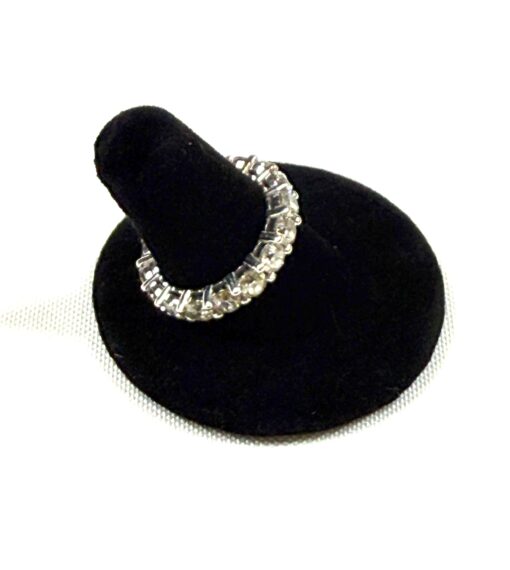 Natural diamond eternity band consisting of 5.22 carats of natural round brilliant cut diamonds - Image 7