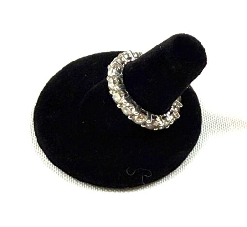 Natural diamond eternity band consisting of 5.22 carats of natural round brilliant cut diamonds - Image 3