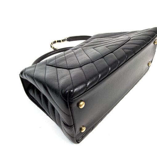 Chanel Aged Calfskin Chevron Quilted Small Coco Handle Flap Black - Image 26