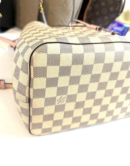 Louis Vuitton Neo Noe Azur with Rose Ballerine - Image 17