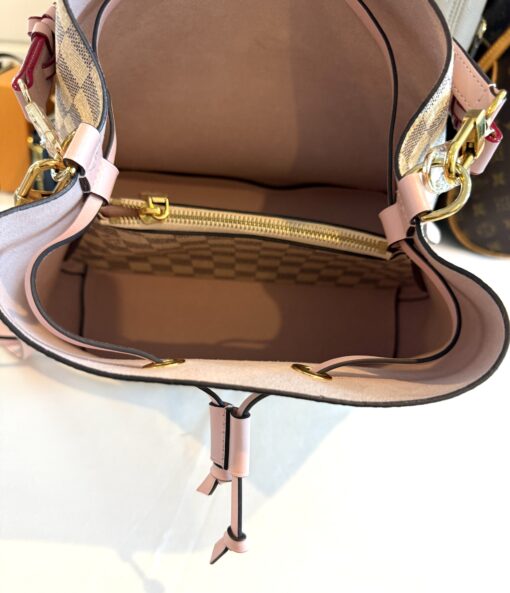 Louis Vuitton Neo Noe Azur with Rose Ballerine - Image 15