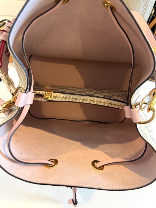 Louis Vuitton Neo Noe Azur with Rose Ballerine - Image 14