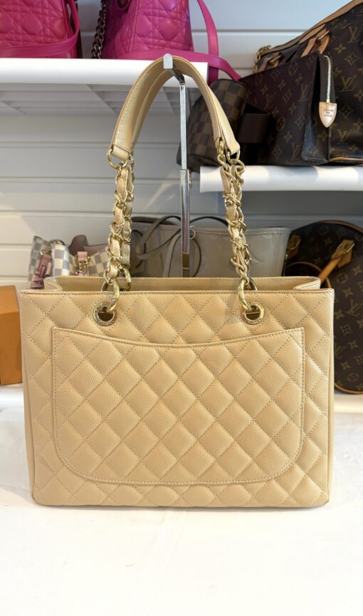 Chanel Caviar Quilted Grand Shopping Tote GST Beige Clair GHW - Image 4