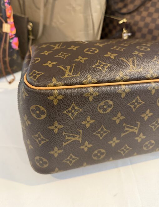 Louis Vuitton Monogram Deauville Satchel - Image 12