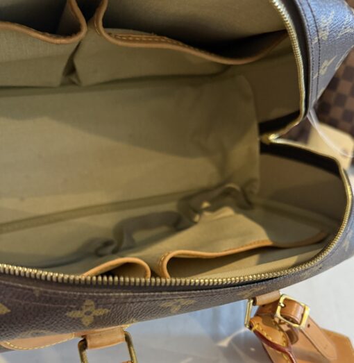 Louis Vuitton Monogram Deauville Satchel - Image 19