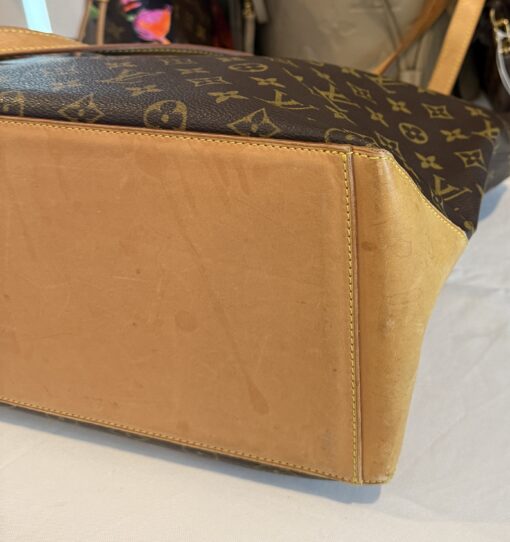 Louis Vuitton Cabas Mezzo Monogram Tote - Image 13