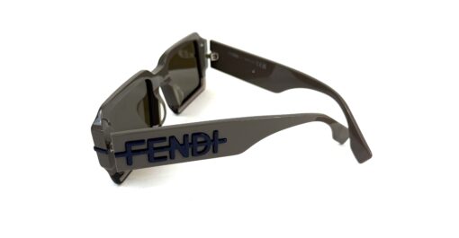 Fendi FE40073U 50E Blue and Grey Rectangular Sunnies - Image 4
