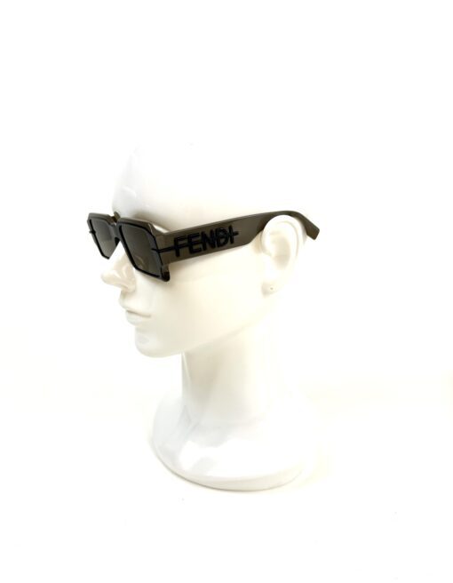 Fendi FE40073U 50E Blue and Grey Rectangular Sunnies - Image 10
