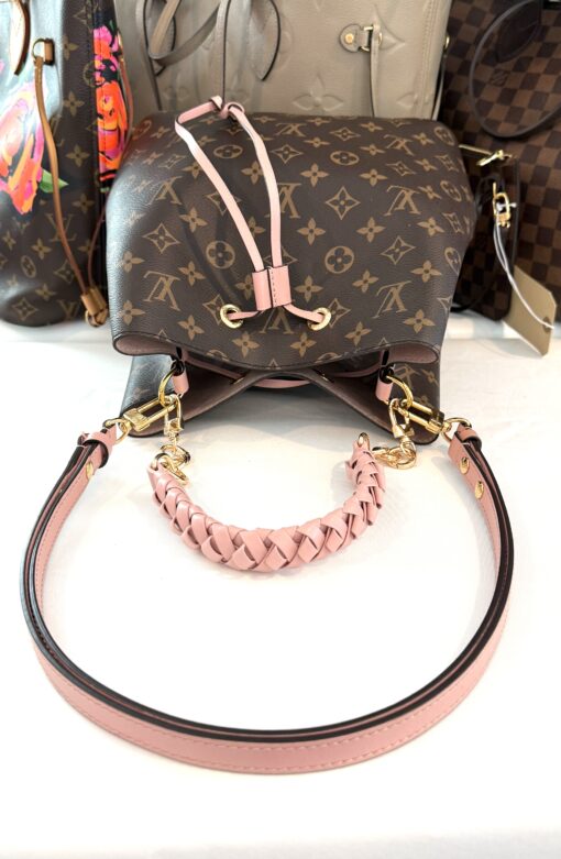 Louis Vuitton Monogram Neo Noe MM Rose Poudre - Image 17