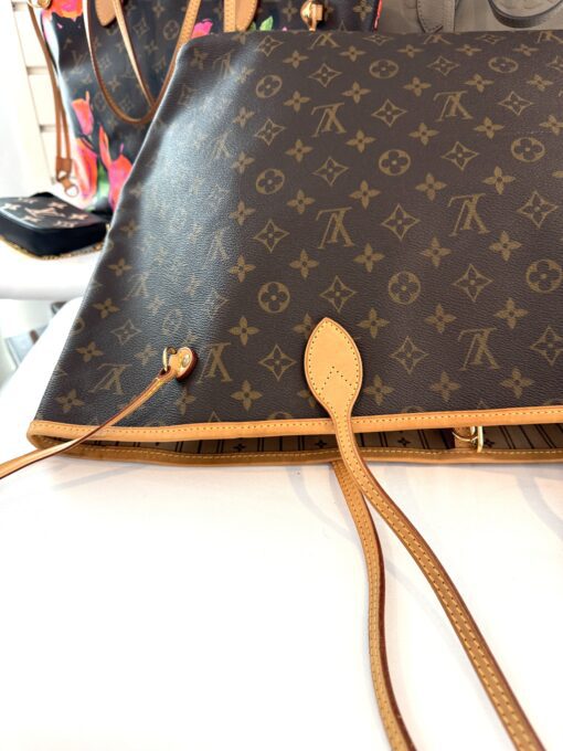 Louis Vuitton Monogram Neverfull GM Tan Interior - Image 23