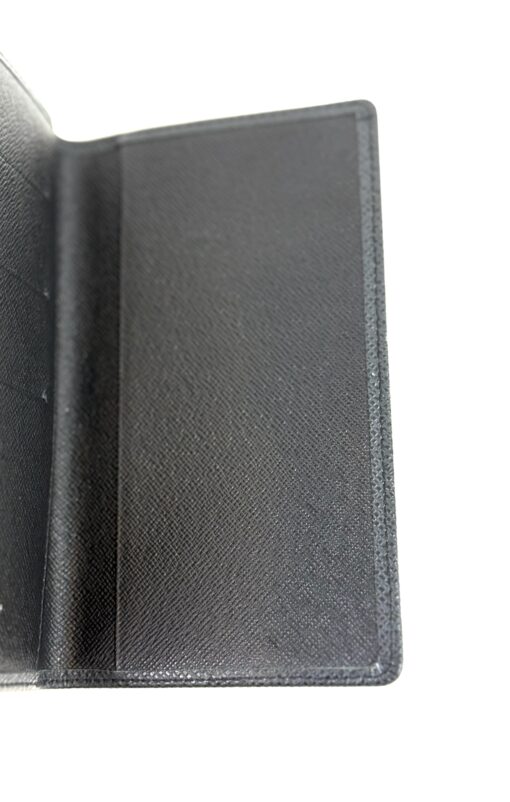 Louis Vuitton Black Taiga Leather Porte-Valeurs Cartes Crédit Passport - Image 9
