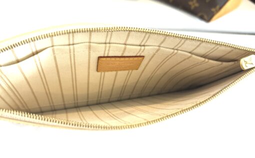 Louis Vuitton Neverfull GM Azur Tote with Pouch Set - Image 25