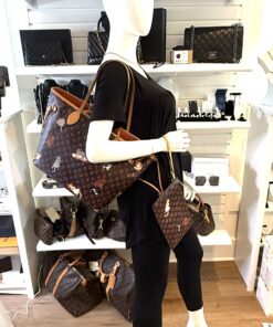Alternative view of Louis Vuitton Catogram Neverfull MM with Pouch Marron