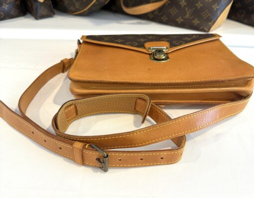 Louis Vuitton Vintage Monogram Sac Biface - Image 14