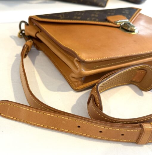 Louis Vuitton Vintage Monogram Sac Biface - Image 13