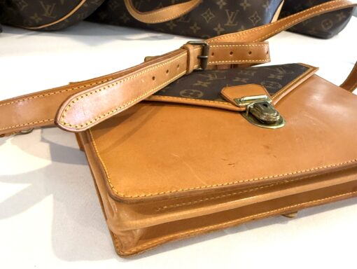 Louis Vuitton Vintage Monogram Sac Biface - Image 10