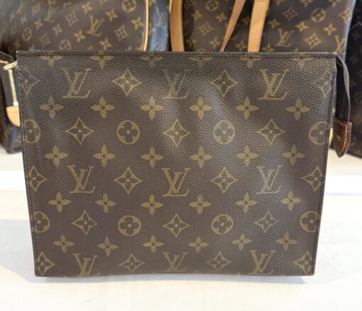 Louis Vuitton Vintage Monogram Canvas Toiletry Pouch 26