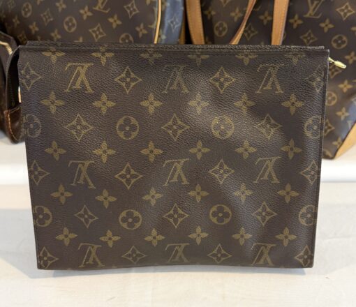 Louis Vuitton Vintage Monogram Canvas Toiletry Pouch 26 - Image 3