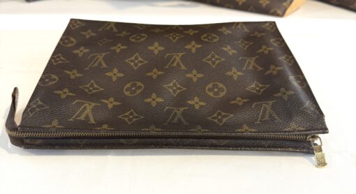 Louis Vuitton Vintage Monogram Canvas Toiletry Pouch 26 - Image 10