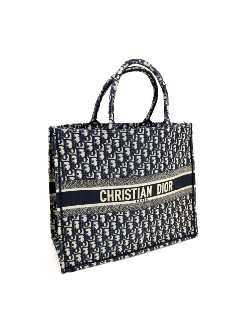 Dior Large Book Tote Ecru and Blue Dior Oblique Embroidery - Image 24
