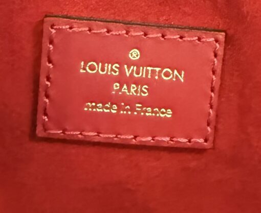 LOUIS VUITTON Beaubourg Damier Ebene Shoulder Bag in Brown/Red - Image 9