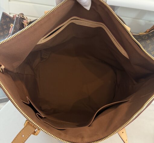 Louis Vuitton Monogram Palermo GM Shoulder Bag - Image 9