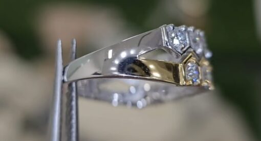 1.35 TCW .925 Silver Lab Diamond Ring Size 8 - Image 8
