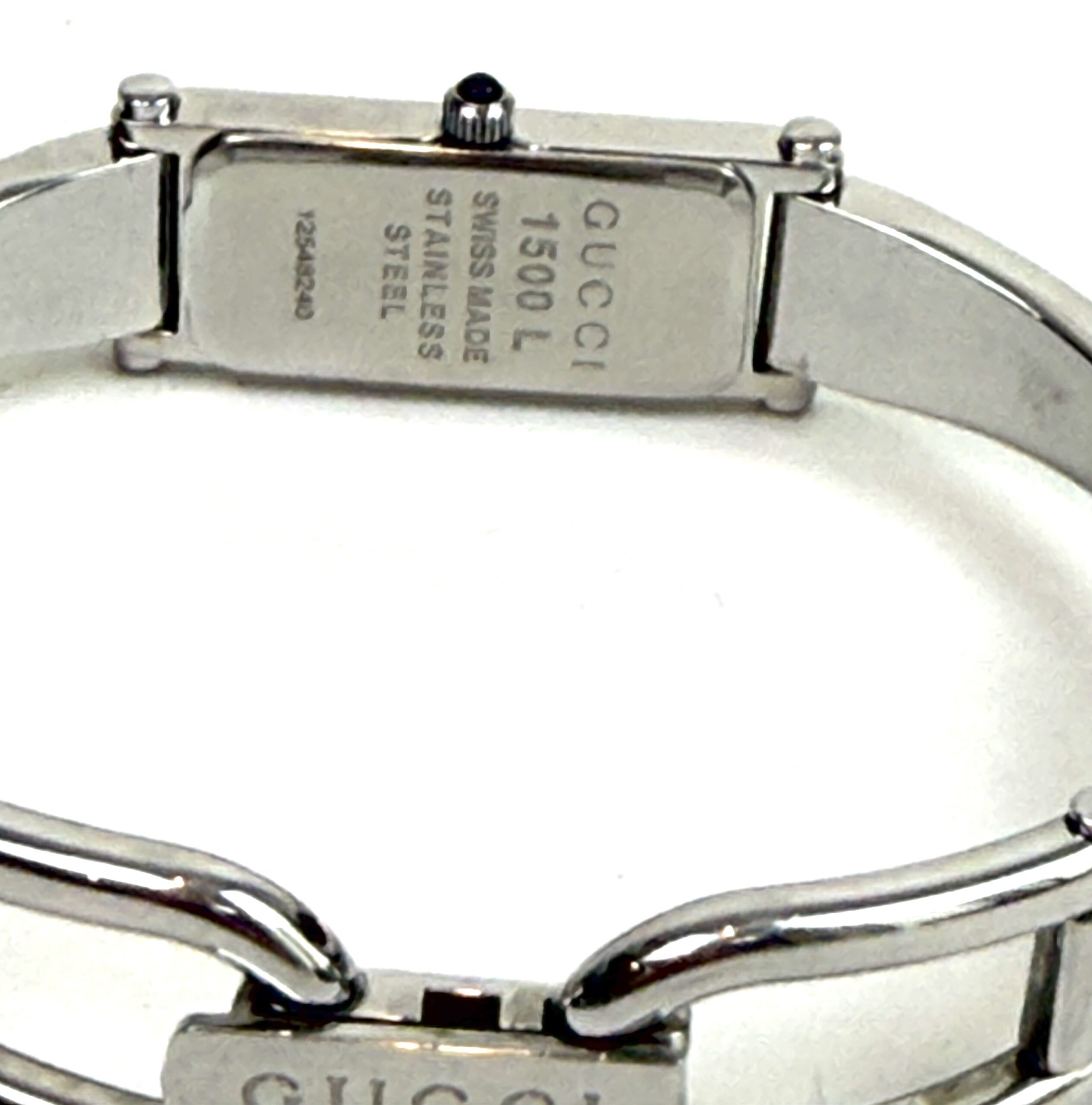 Ladies Gucci 1500L Silver Stainless Steel Watch Quartz Black Face 7 Ladies Gucci 1500L Silver Stainless Steel Watch Quartz Black Face 7