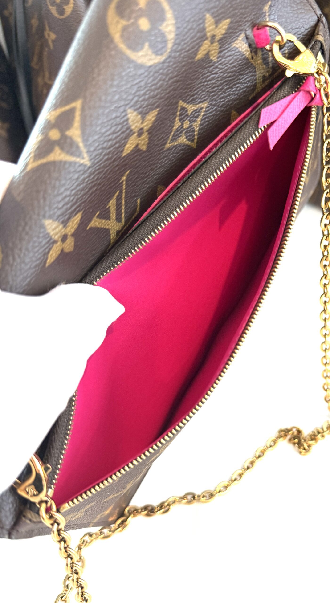 Louis Vuitton Weekend Christmas Animation Pochette Monogram Canvas Crossbody Bag Brown 9 Louis Vuitton Weekend Christmas Animation Pochette Monogram Canvas Crossbody Bag Brown 9