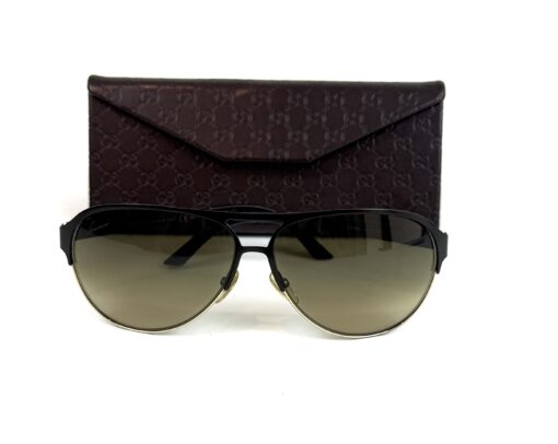 Gucci GG4233 black Aviator Sunglasses with Gold Trim - Image 4