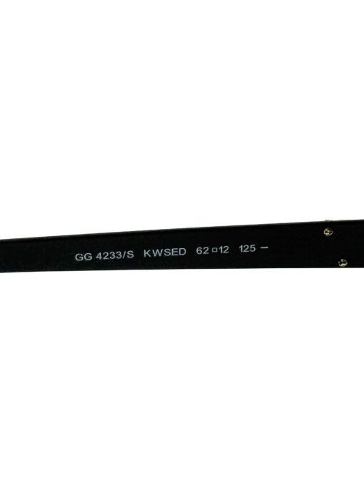 Gucci GG4233 black Aviator Sunglasses with Gold Trim - Image 9