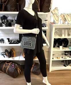 Louis Vuitton Calfskin Neverfull Inside Out MM Pochette Black with gold/black chain 2