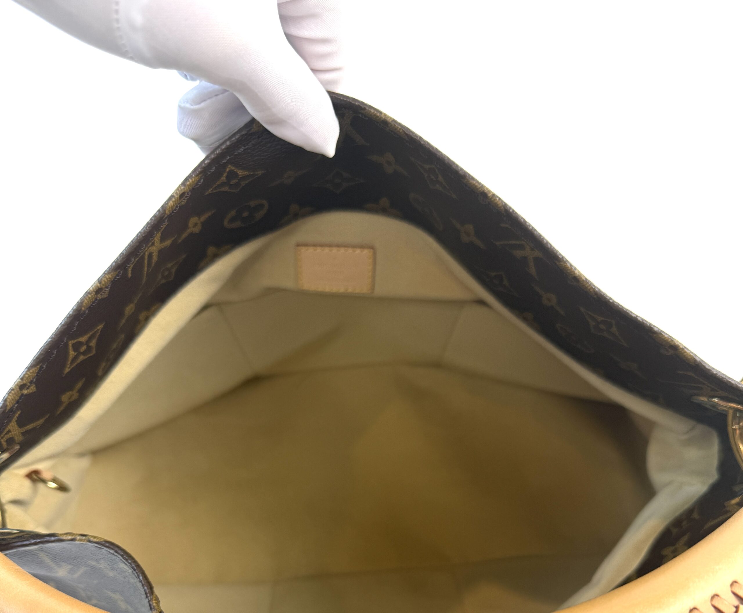 Louis Vuitton Monogram Artsy MM 4 Louis Vuitton Monogram Artsy MM 4