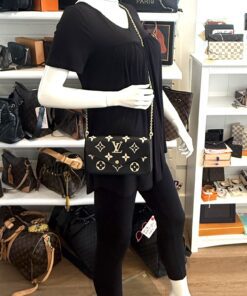 Louis Vuitton Empreinte Monogram Giant Felicie Pochette Black Beige 2