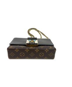 Louis Vuitton Pochette Thelma Monogram and Noir Shoulder Bag or Crossbody 23