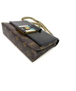 Louis Vuitton Pochette Thelma Monogram and Noir Shoulder Bag or Crossbody 21