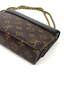 Louis Vuitton Pochette Thelma Monogram and Noir Shoulder Bag or Crossbody 18