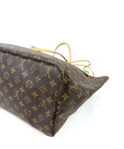 Louis Vuitton Neverfull GM Monogram with Mimosa Interior and Pouch 32