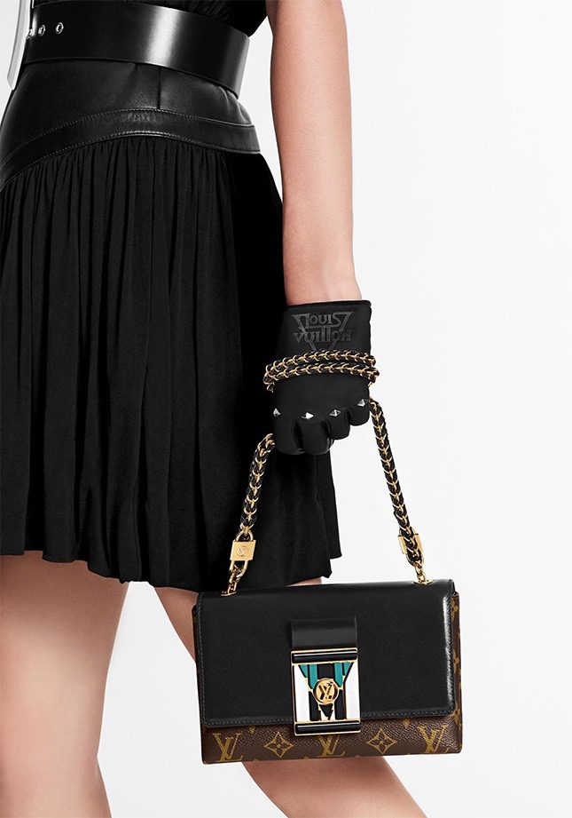 Louis Vuitton Pochette Thelma Monogram and Noir Shoulder Bag or Crossbody 5 Louis Vuitton Pochette Thelma Monogram and Noir Shoulder Bag or Crossbody 5