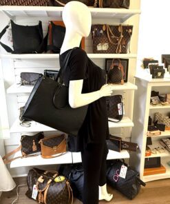 Louis Vuitton Monogram Empreinte Black Leather Onthego MM 2