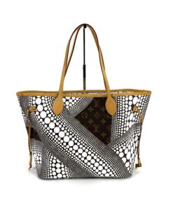 Louis Vuitton Kusama White Neverfull MM and Kusama White Zippy Wallet 6