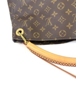 Louis Vuitton Monogram Artsy MM Hobo 10