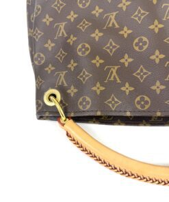 Louis Vuitton Monogram Artsy MM Hobo 13