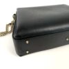 Base and side of the bag at an angle