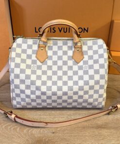 Louis Vuitton Speedy 30 Bandouliere in Damier Azur canvas with vachetta handles and detachable strap