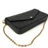 Side of the pochette with the chain attached