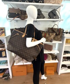 Louis Vuitton Monogram Neverfull GM Tan Interior 2