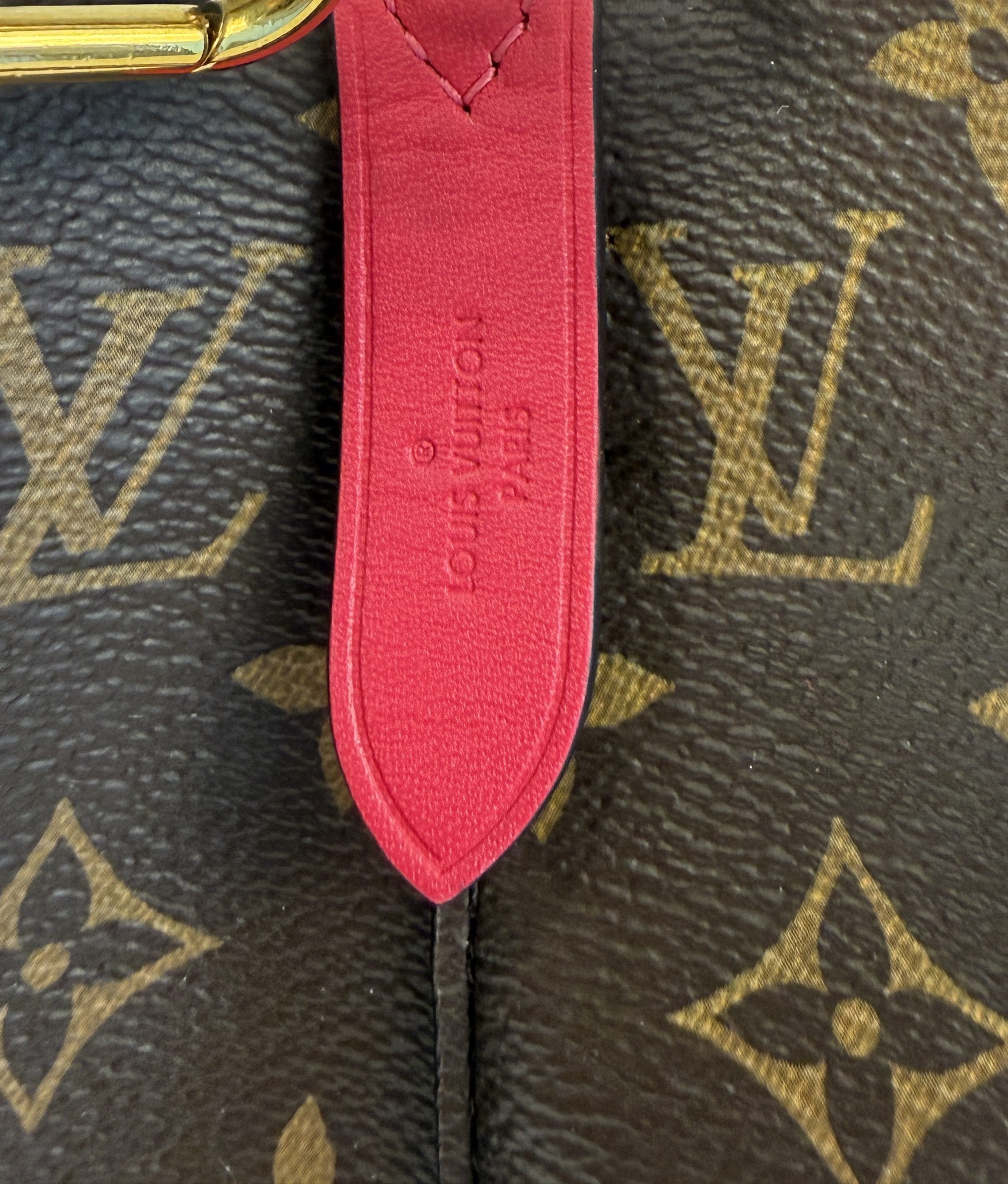 Louis Vuitton Neo Noe Monogram with Freesia - Image 13