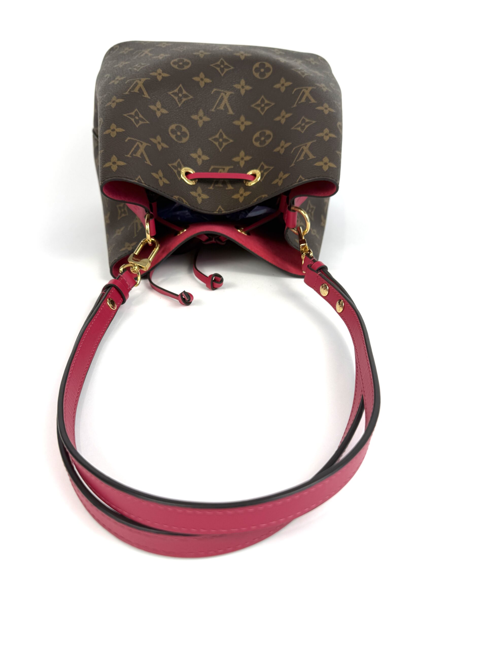 Louis Vuitton Neo Noe Monogram with Freesia - Image 20