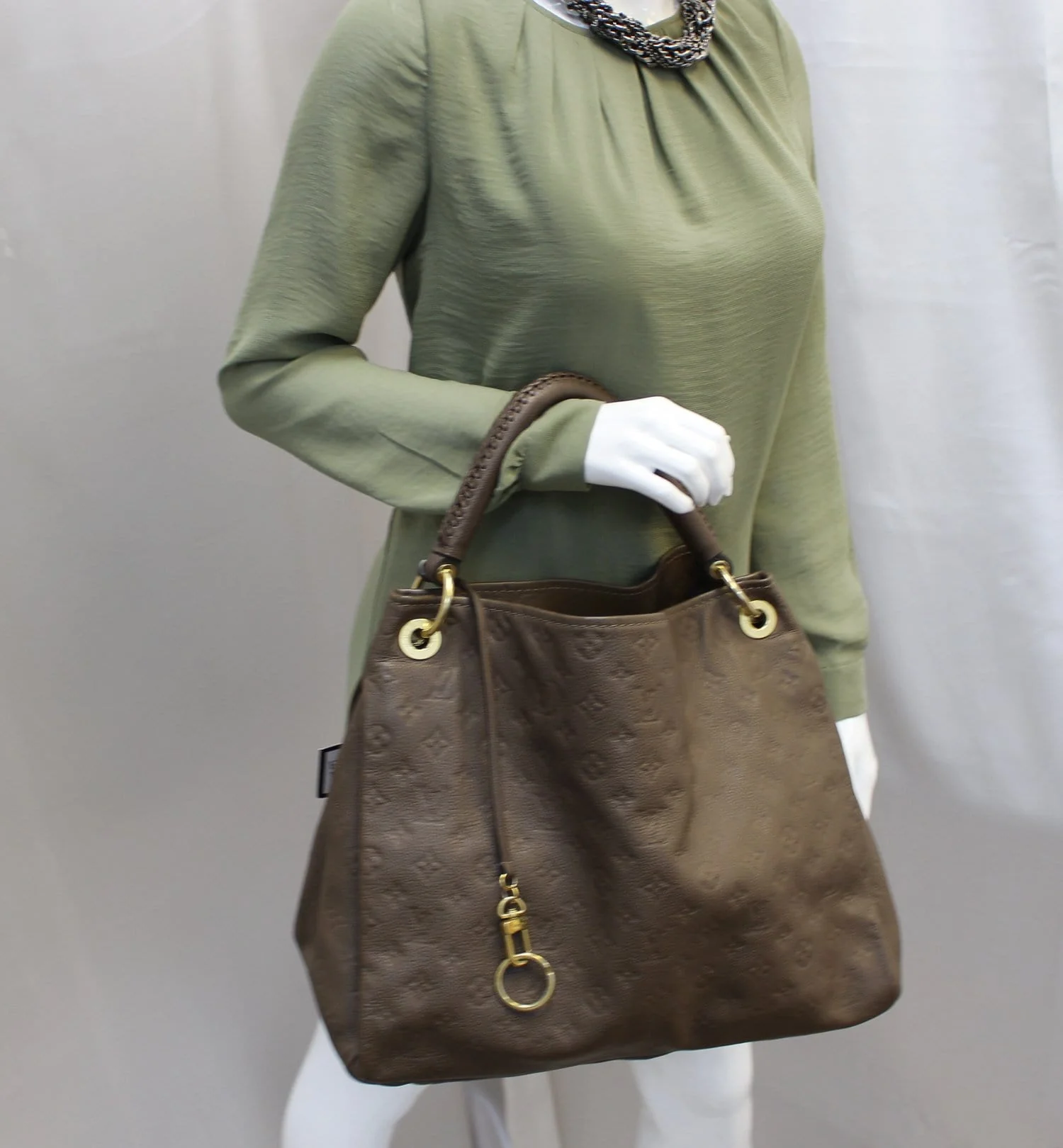 Louis Vuitton Artsy MM Terre Empreinte Leather Hobo - Image 3